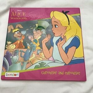 (Brand New) Alice in Wonderland Book